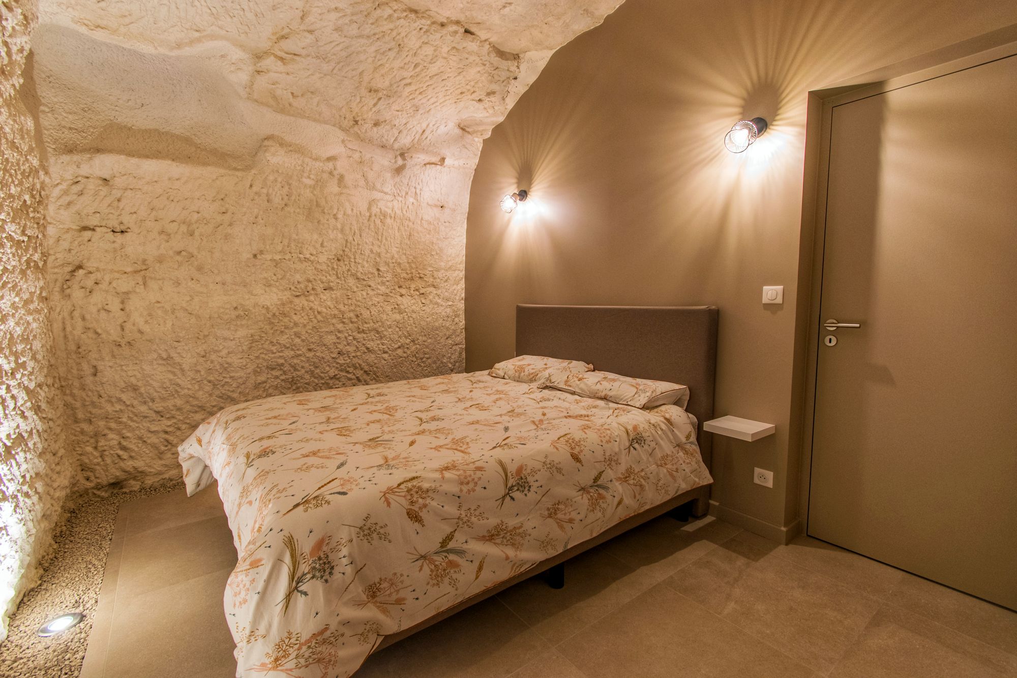 Chambre 2 gîte troglodyte